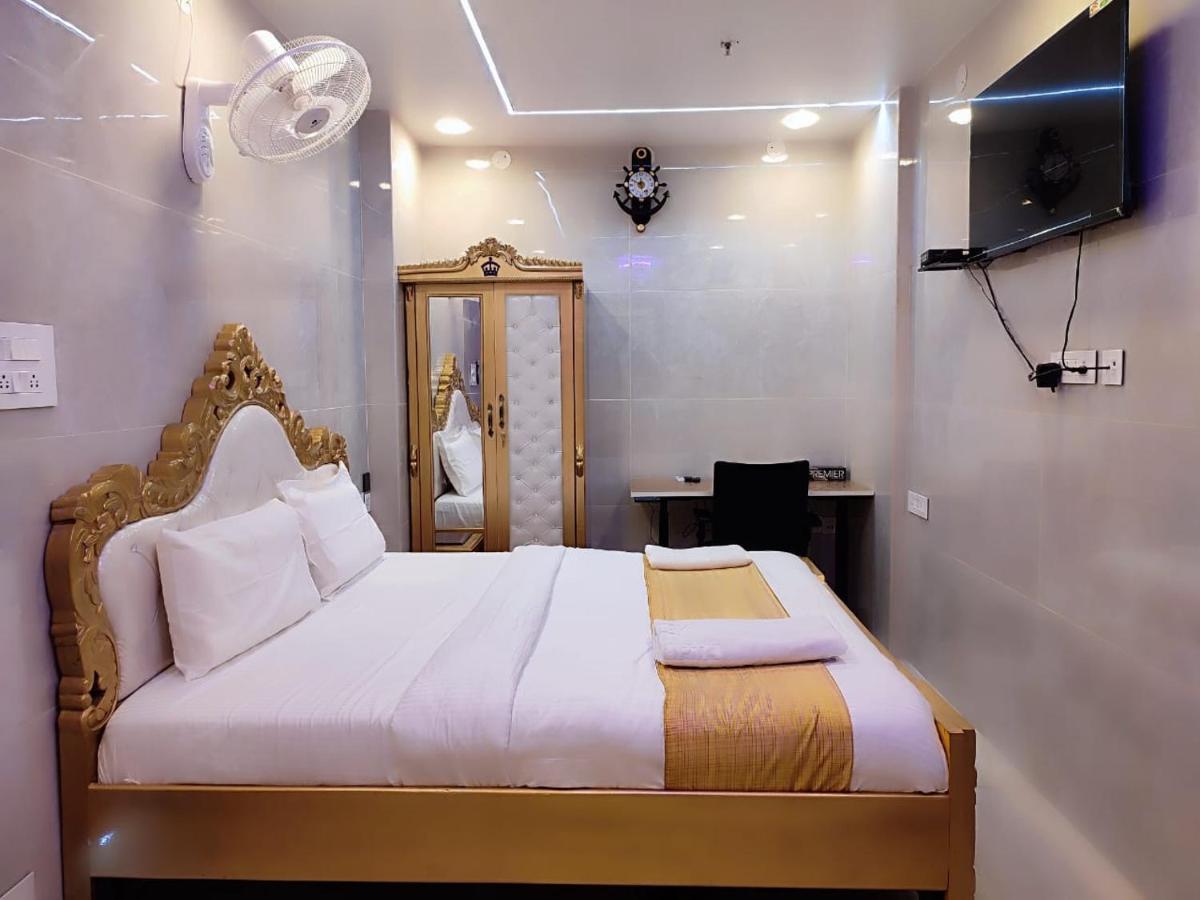 K N Gupta Group Of Hotels Hotel Castle Hyderabad Exteriör bild