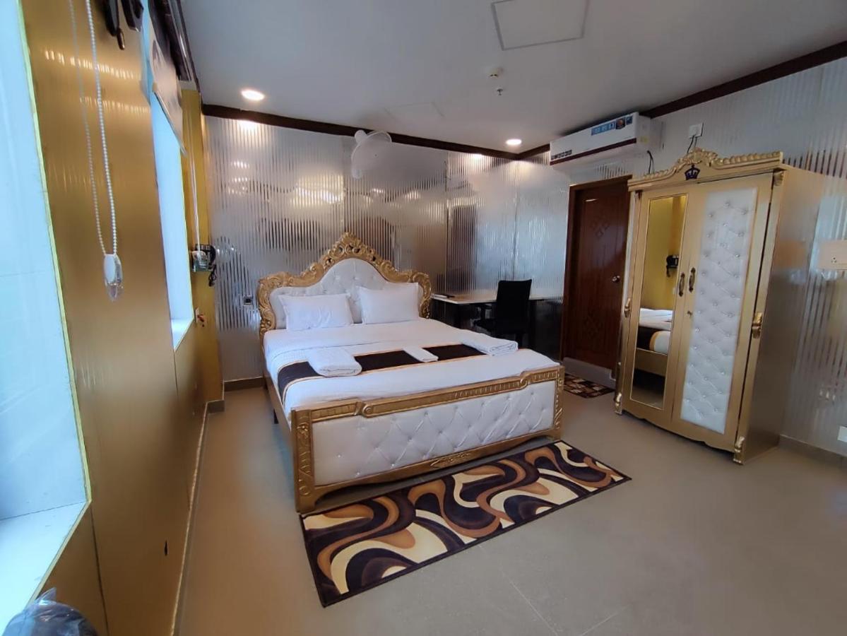 K N Gupta Group Of Hotels Hotel Castle Hyderabad Exteriör bild