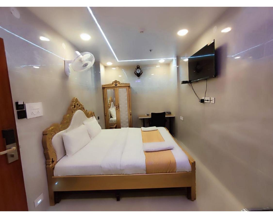 K N Gupta Group Of Hotels Hotel Castle Hyderabad Exteriör bild