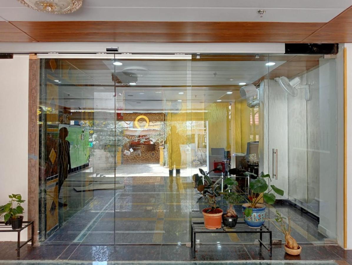 K N Gupta Group Of Hotels Hotel Castle Hyderabad Exteriör bild